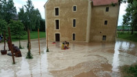 dalešice GsTBXu3WYAABuj-